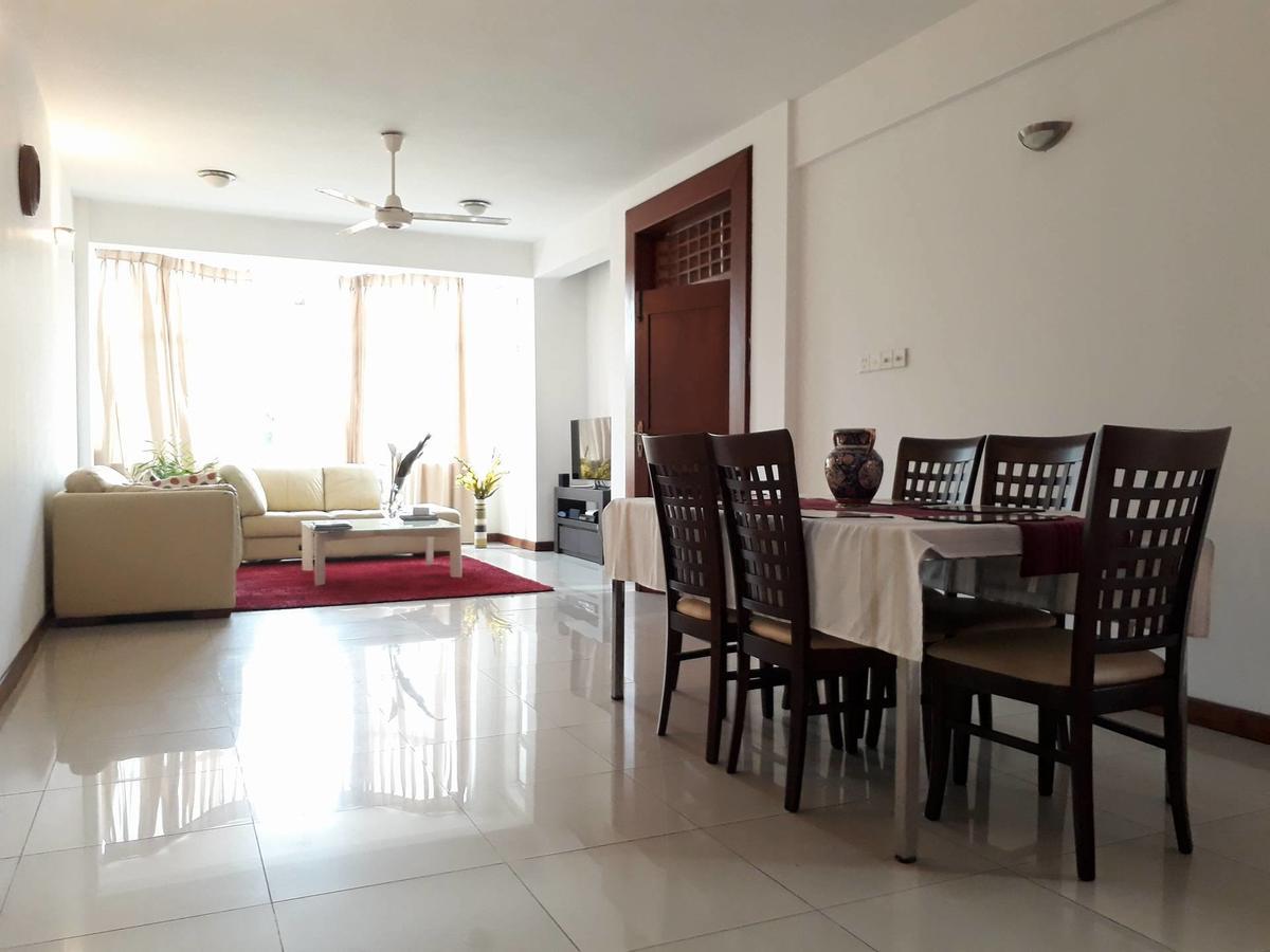 Aston Luxury Apartments Colombo Buitenkant foto